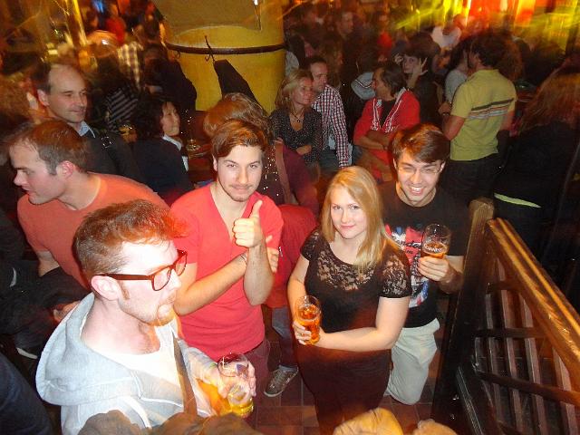 Kilians Speedwatcher Party 14.jpg - Aufmerksame Beobachter! Bald füllt ihr die Stadien!! ;)